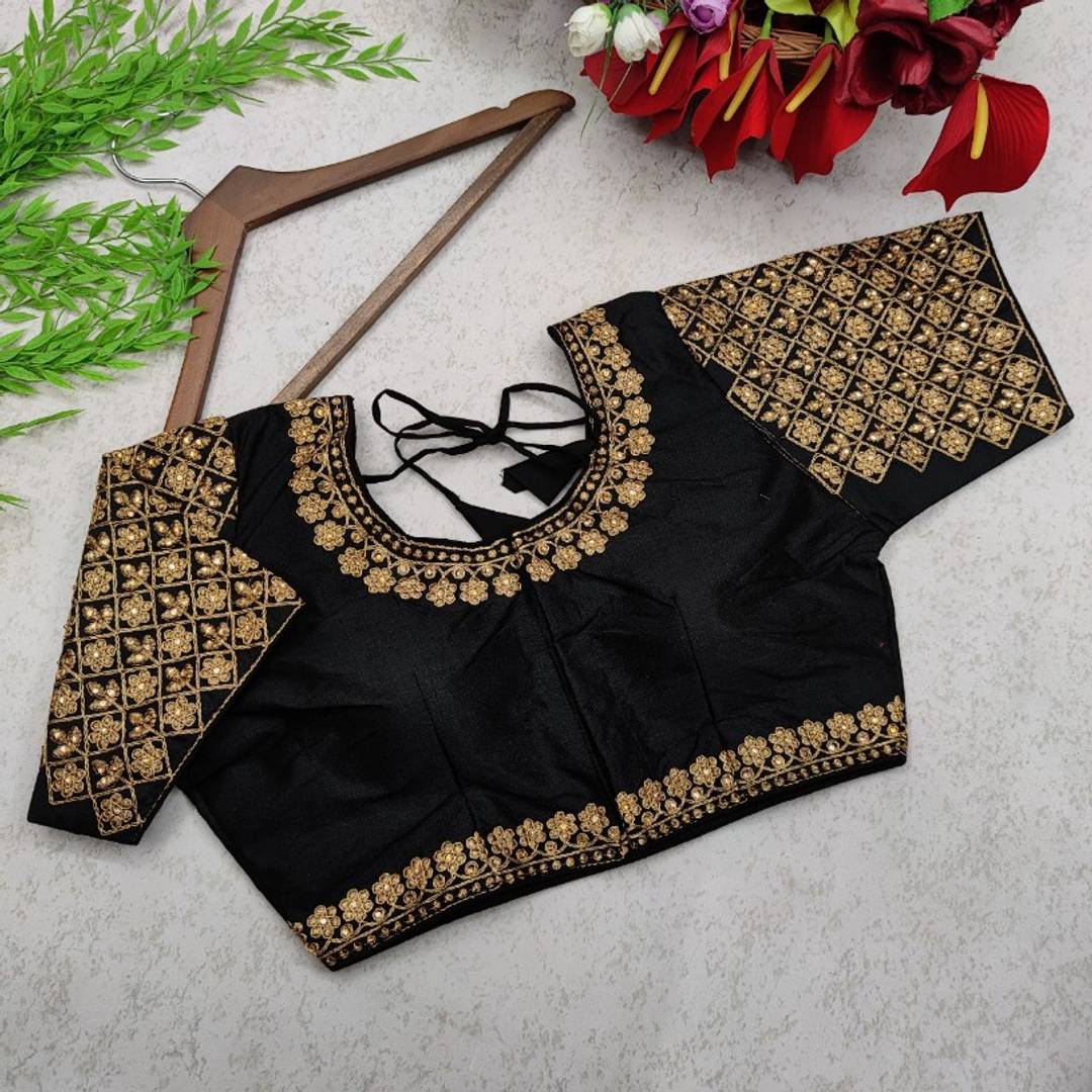 Stylish Phantom Round Neck Short Sleeves Blouse For Women